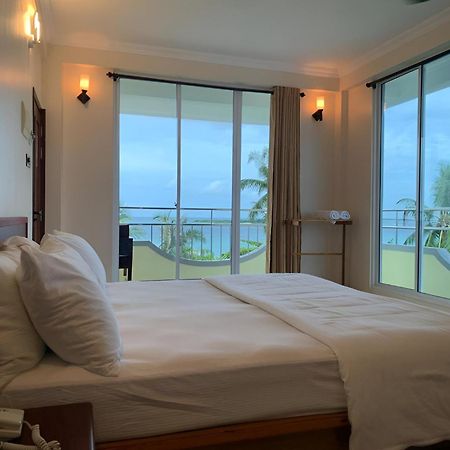 Noah Private Beach House Himmafushi Extérieur photo